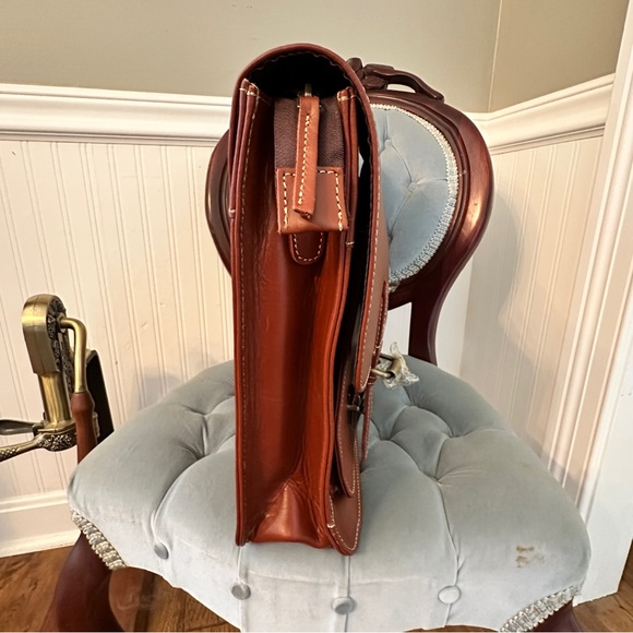 The Real Leather Company NWOT briefcase bag with gold hardware. Brown leather - Picture 5 of 8